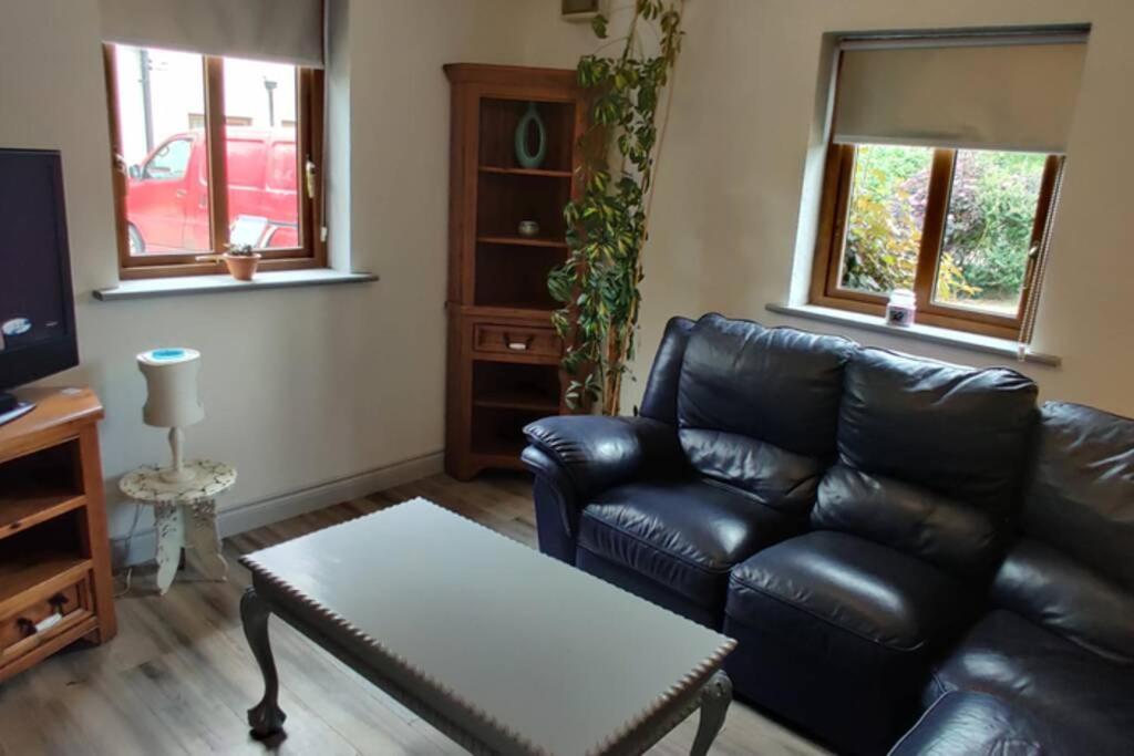 פוקספורד Luxury 'Cois Abhainn' Self Catering Apartment מראה חיצוני תמונה